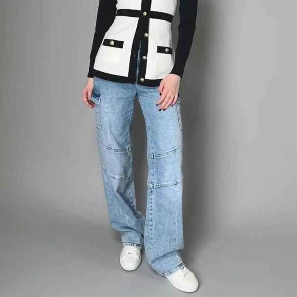 NWOT: L'Agence  Brooklyn High Waist Wide Leg Cargo Jeans Sz 25 - Picture 6 of 12